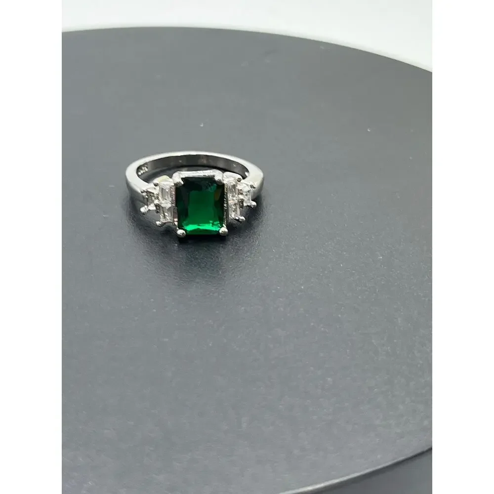 Sterling Silver Rhodium Plated Emerald Cut Green CZ Stone Baguette Side CZ 8.25‎